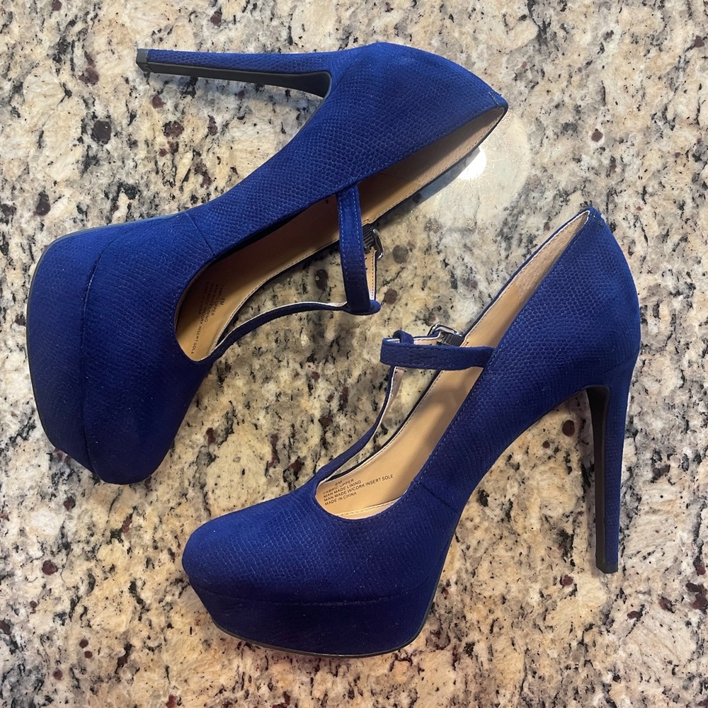 Gianni Bini Navy Fabric Mary Janes Platform Heels - Women’s 8M